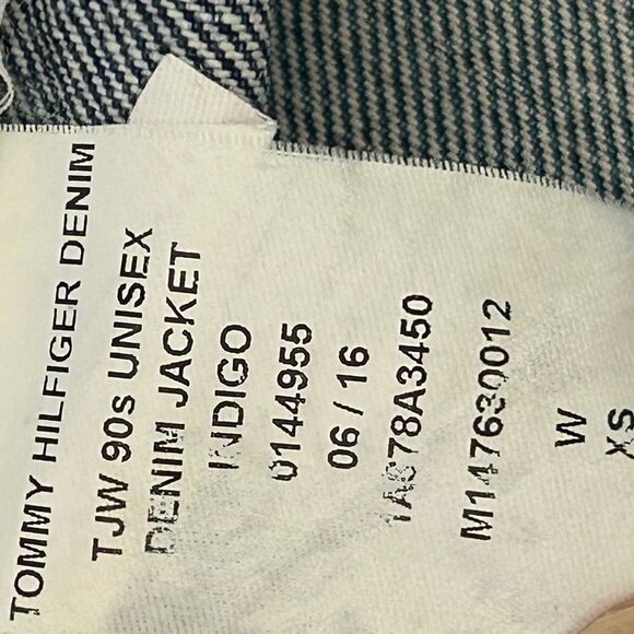 Vintage Tommy Hilfiger Blue Denim Jacket with Red and White Logo - Picture 11 of 16